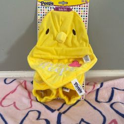 Baby Set: Baby Hat, Bib, Booties Yellow 