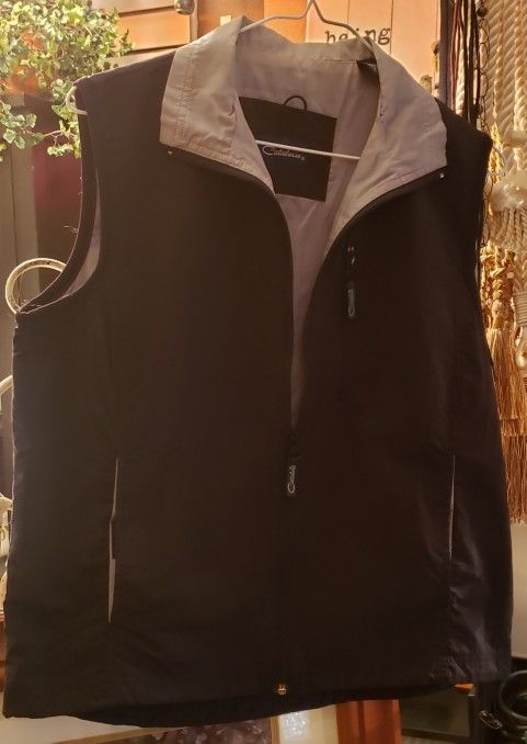 Black Catalina Vest. Zips Close