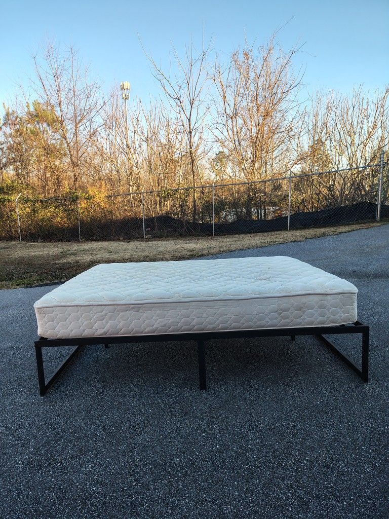Queen Plush Mattress + Platform Frame (Delivery Option)