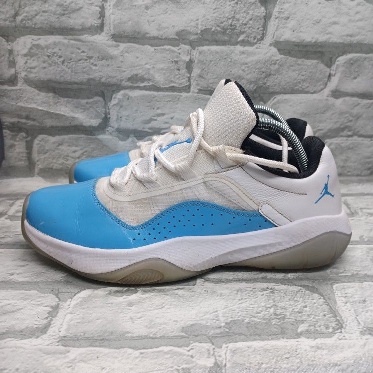 Air Jordan 11 CMFT Low Sneaker University Blue Men's 9.5 Shoe