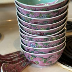 Vintage Chinese Bowls And Spoons