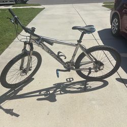 Specialized Hardrock Sport Disc – Large