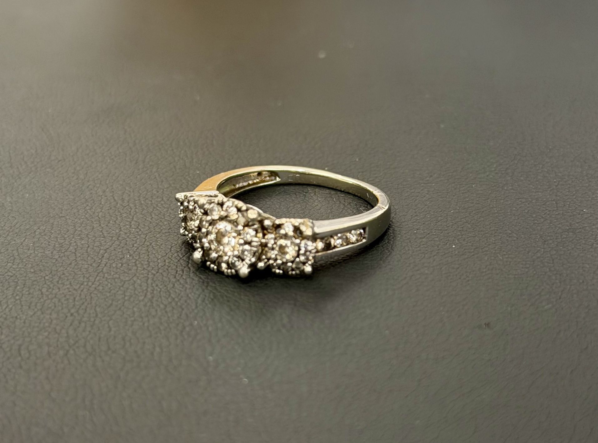 Vintage White Gold Ring With Diamonds 