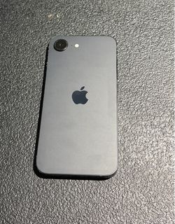 Apple iPhone 16e 128GB Unlocked