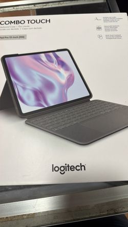 Logitech Combo Touch iPad Pro 13 Inch M4 & M5 Keyboard - Midnight Black