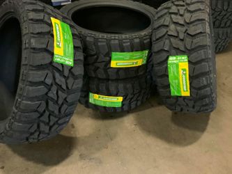 NEW 35 12 50 17 MT TIRES