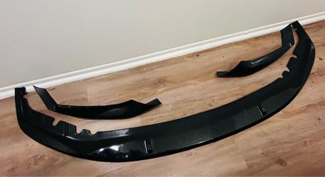 BMW G30 5 Series MP Style Front Lip Splitter Gloss Black (New, No Hardware)