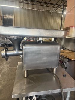 HOBART MEAT GRINDER