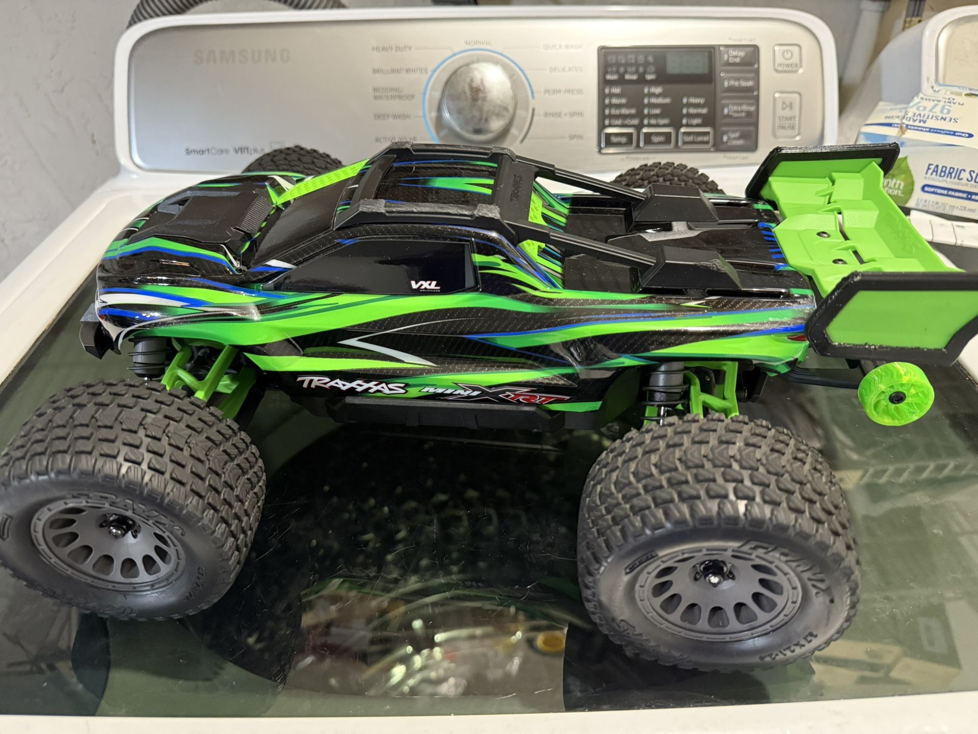 Traxxas Slash 4x4 and Traxxas Mini XRT
