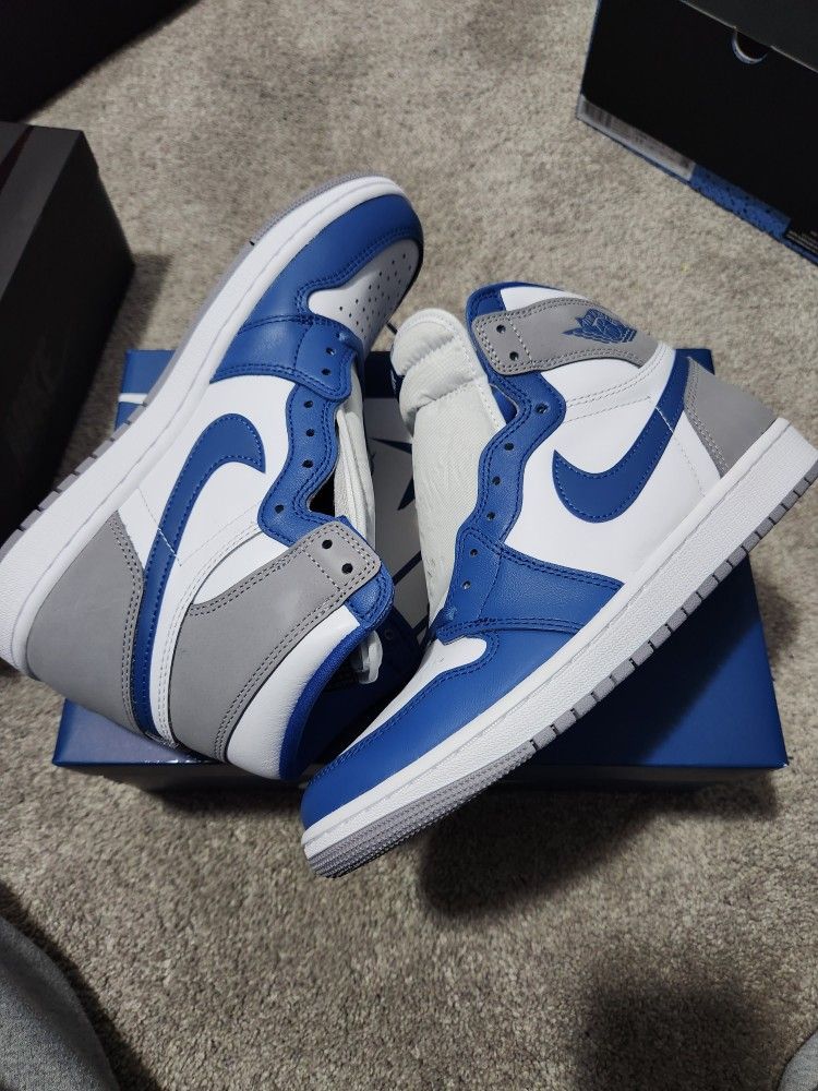 Air Jordan 1
