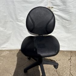 Office Chair Adjustable No Rips No Stains 