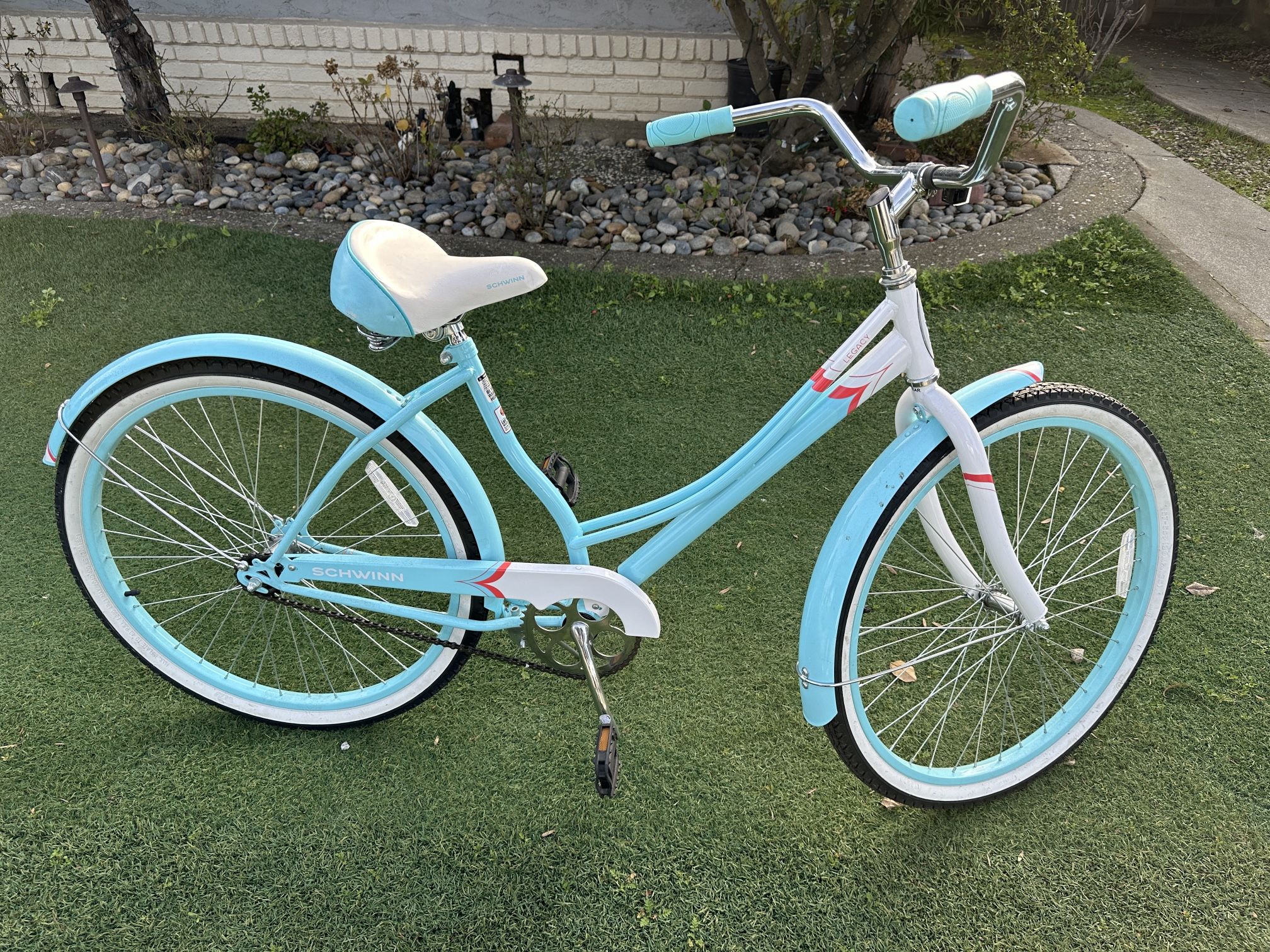 Schwinn women's legacy 26 cruiser bike sale