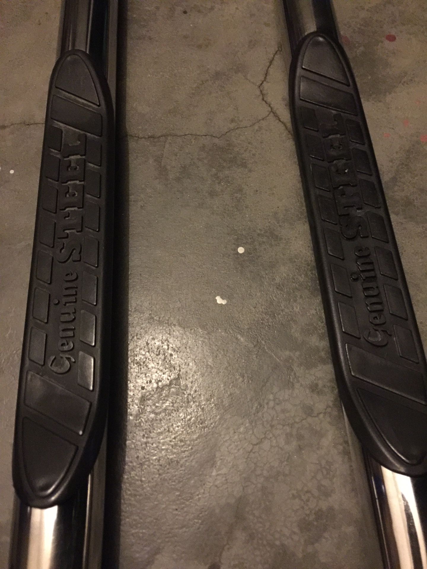 I am selling these 2000 Chevrolet Tahoe running boards