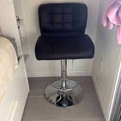 Vanity Chair 