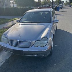 2003 Mercedes-Benz C-Class