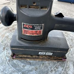 Skil Dual Action Sander