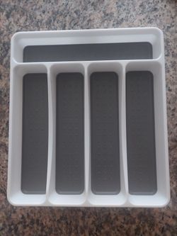 Utensil drawer organizer