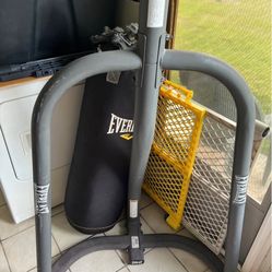 Boxing Bag And Stand 