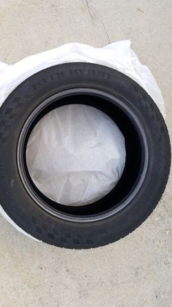 Blacklion Champoint Tire