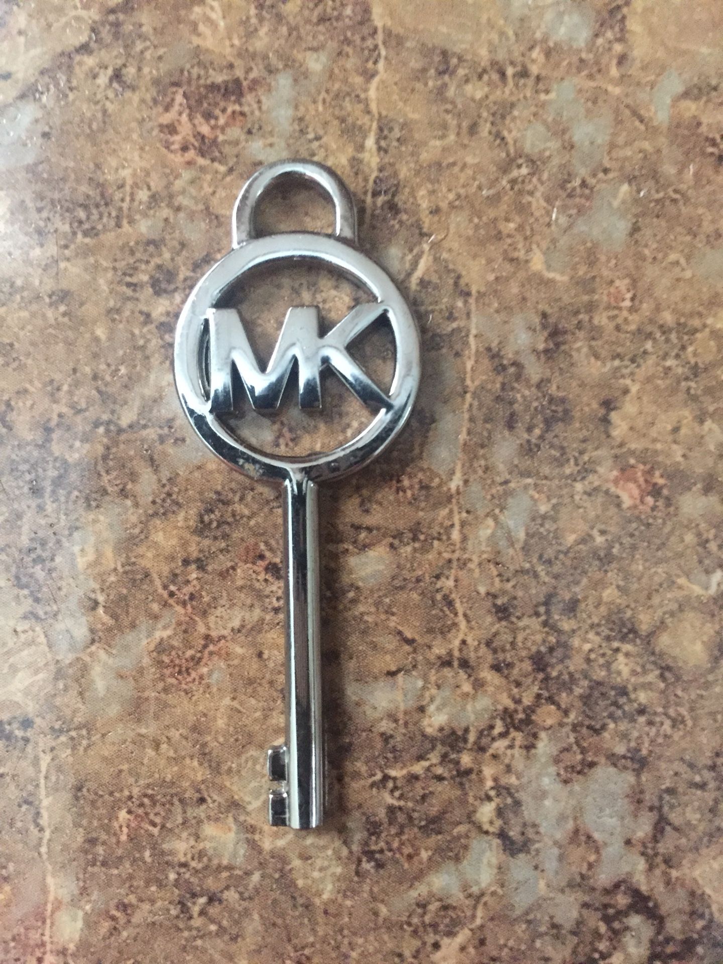 michael kors key
