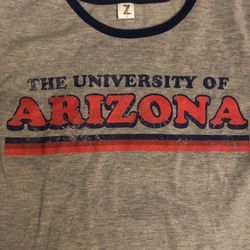 University of Arizona Tee Size Small