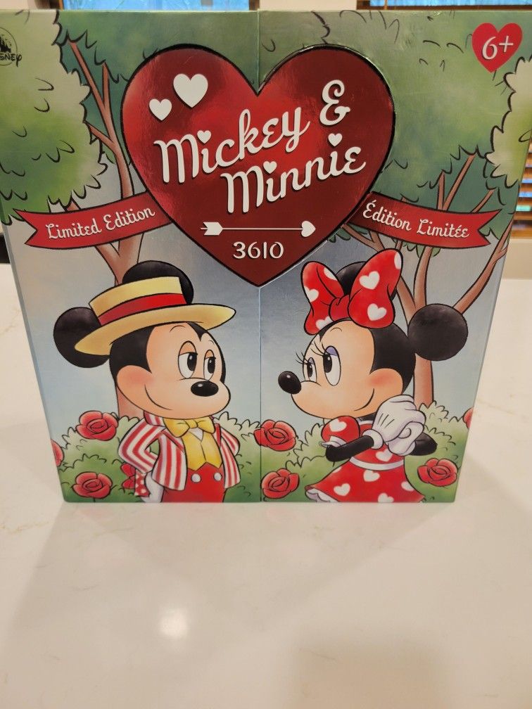 Limited Edition Disney Mickey & Minnie - new in box