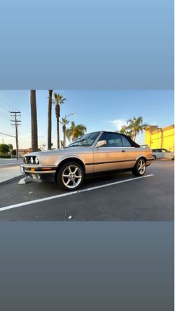 1991 BMW 325i