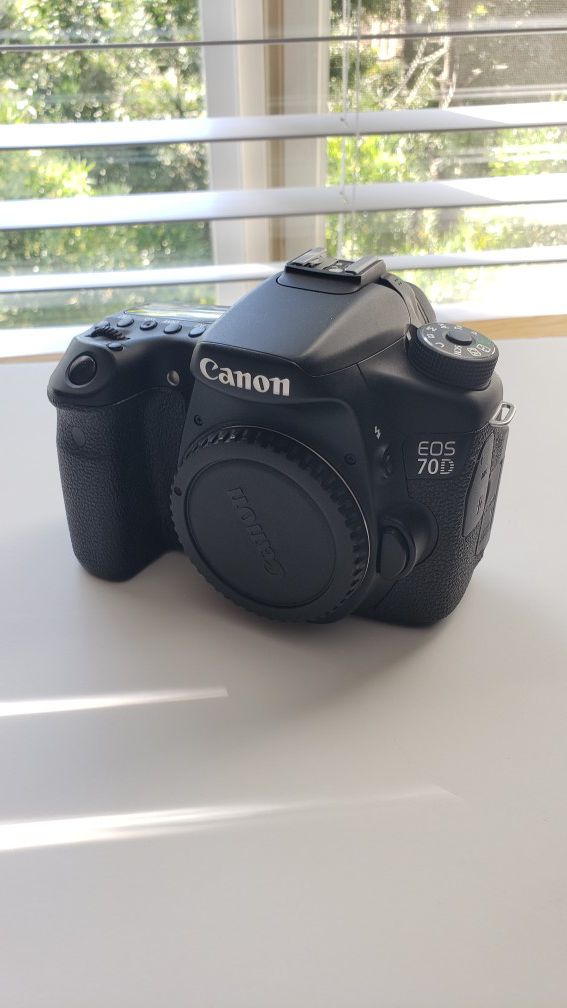 Canon 70D Body Only
