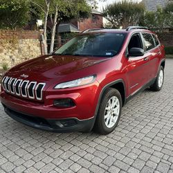 2017 Jeeb Cherokee Sport Low Miles 44,000