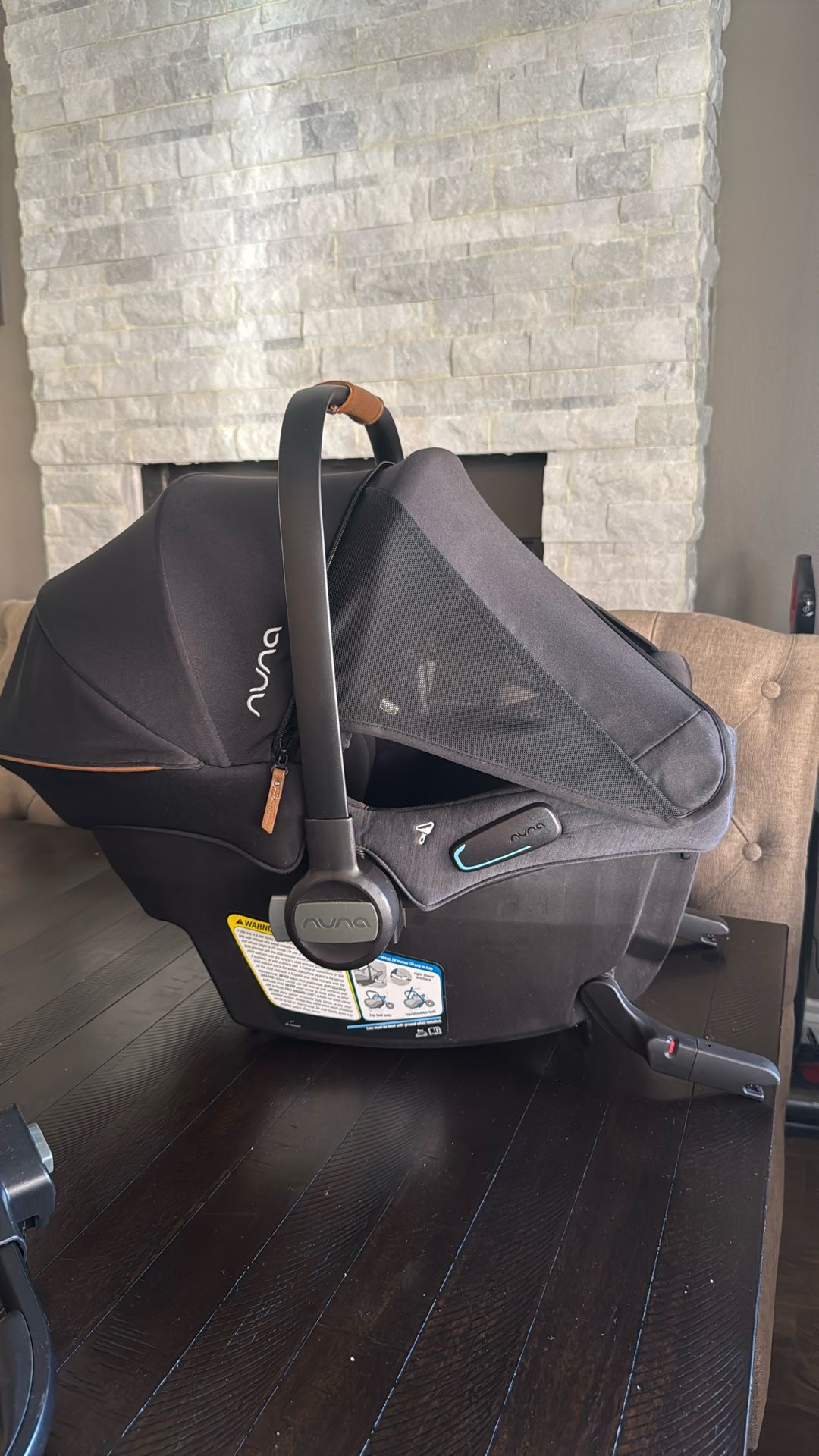 Nube Pipa Urban Car Seat With Stroller Base 