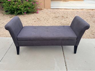 Grey Ottoman Bedroom Bench with Storage Compartment (LxWxH: 18” x 53” x 27”)