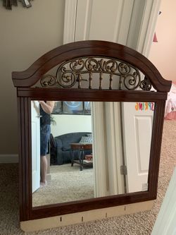 Dressers Mirror