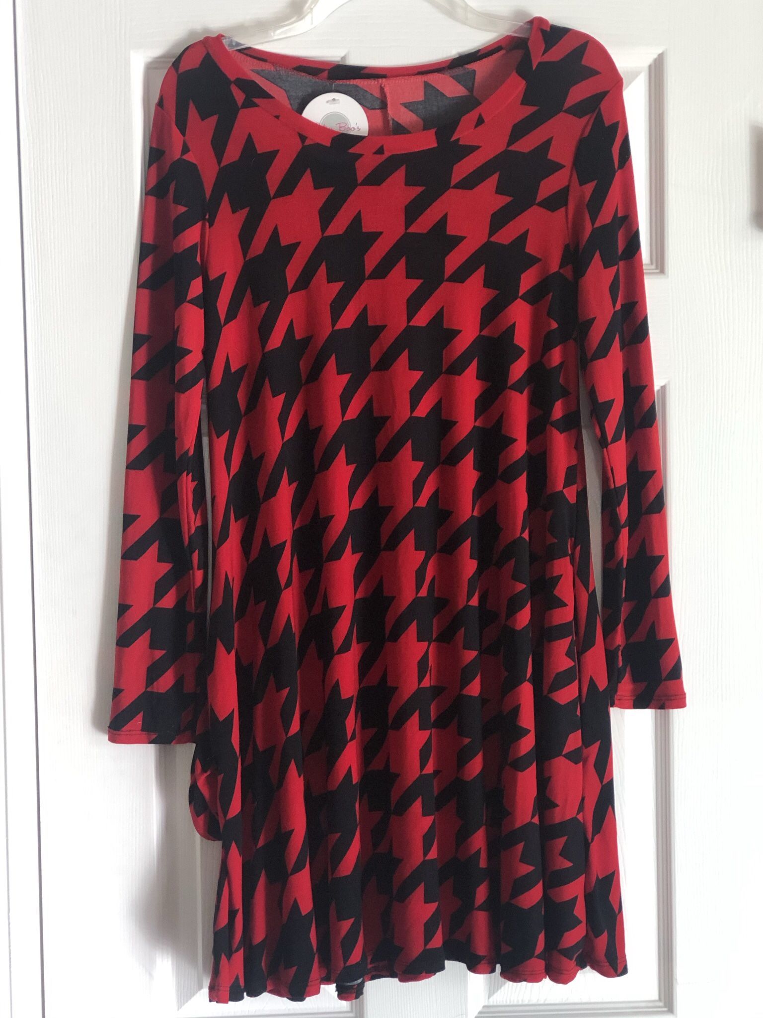 Woman’s Tunic Size Large New 