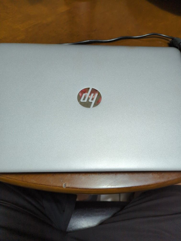 Laptop HP Elitebook 850 G3 With Docking Station