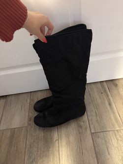 Black boots