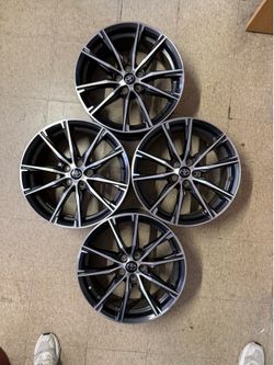 2017 2018 Toyota 86 wheels / rims 17” x 7” - OEM factory original, USED LIKE NEW
