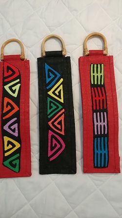 Wine bags. Panamenian Mola