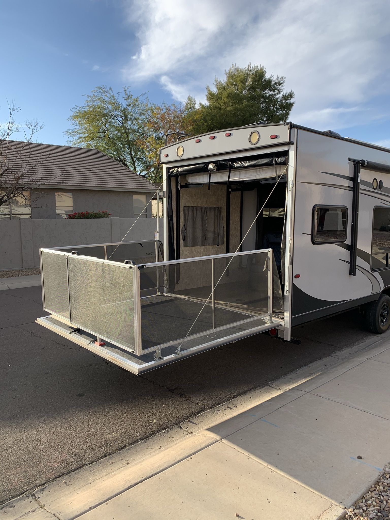 Toy Hauler Ramp Patio and Cable Kit for Sale in Glendale, AZ OfferUp
