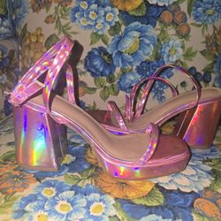 7.5 Holographic Pink Platform Heels