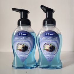 2 Softsoap Foaming Hand Soap Velvet Silk