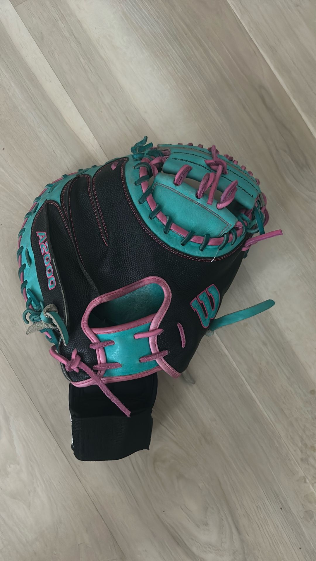 Wilson A2000 Catcher Mitt