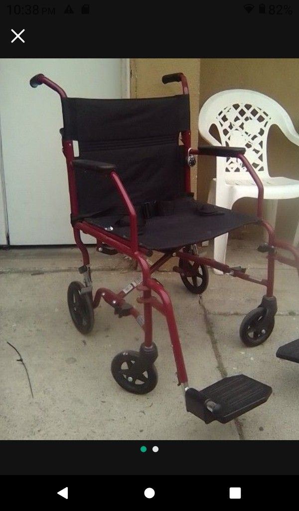 MEDLINE TRANSPORT WHEELCHAIR 20" WIDTH
