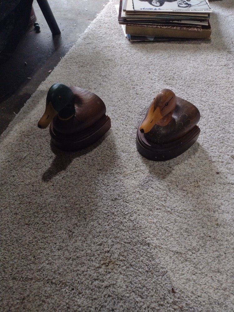 2 AntiqueWood Ducks