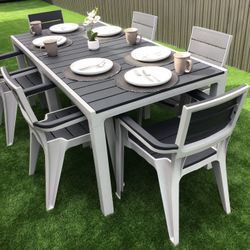 Beautiful Extra large Patio/  /NEW