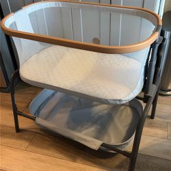Maxi-Cosi Bassinet 
