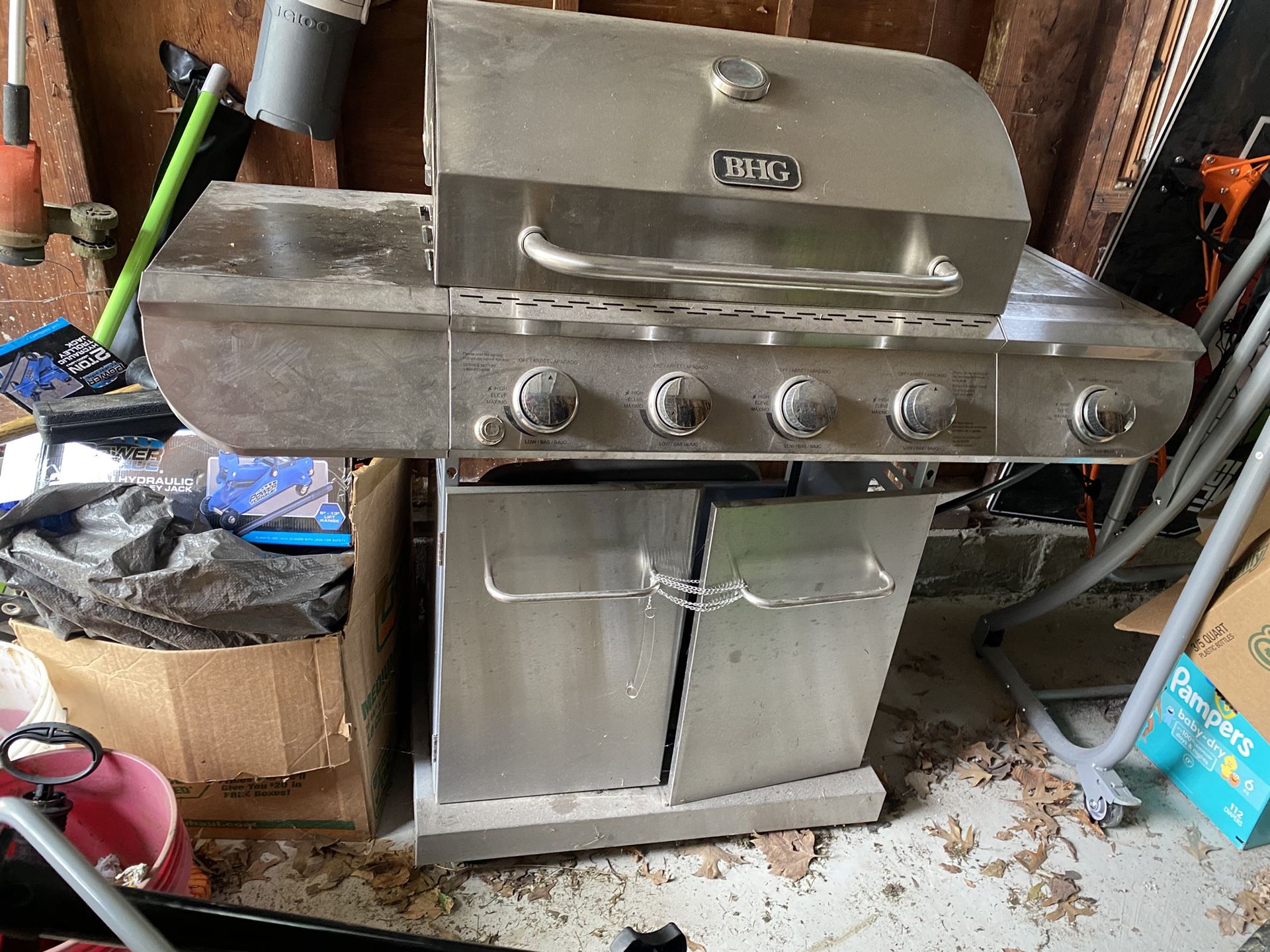 Better Homes And Gardens Propane Grill with side Burner