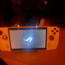 Asus rog ally z1 extreme w/4k120hz dock2tb 7600mbps