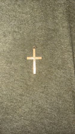 12k Crucifix Pendent 