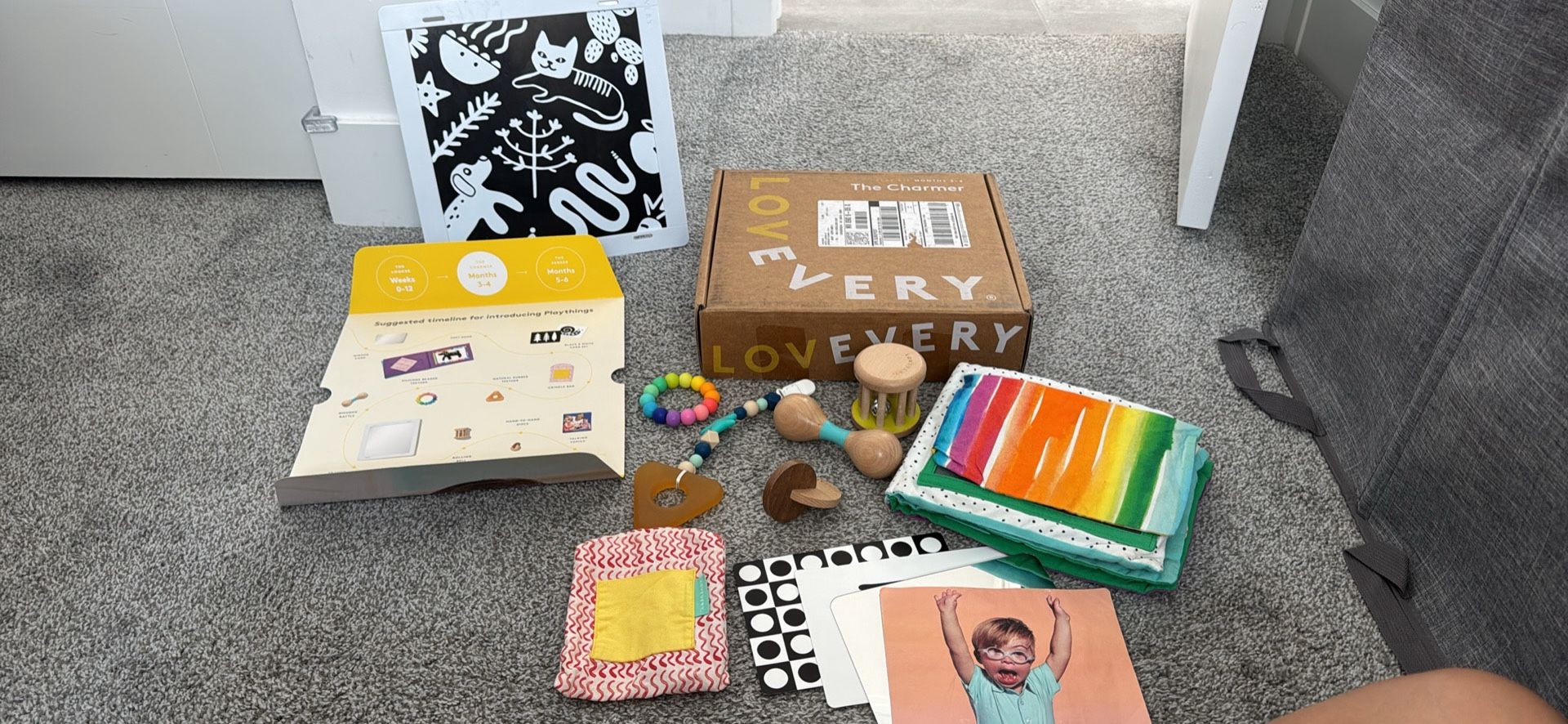 Lovevery Charmer 3-4 months play kit infant toys 