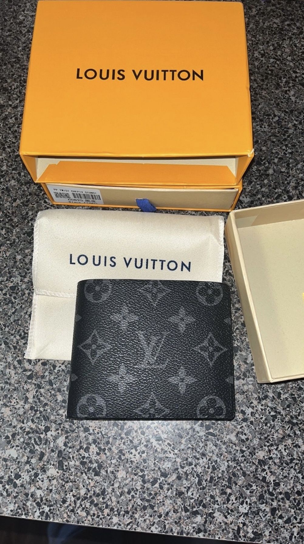 Louis Vuitton Wallet Grey